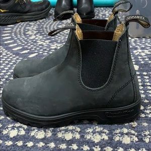 Blundstone black boots, size 3.5 (women’s 5-6)